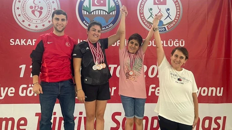 Afyonlu Kübra 6 madalya kazandı