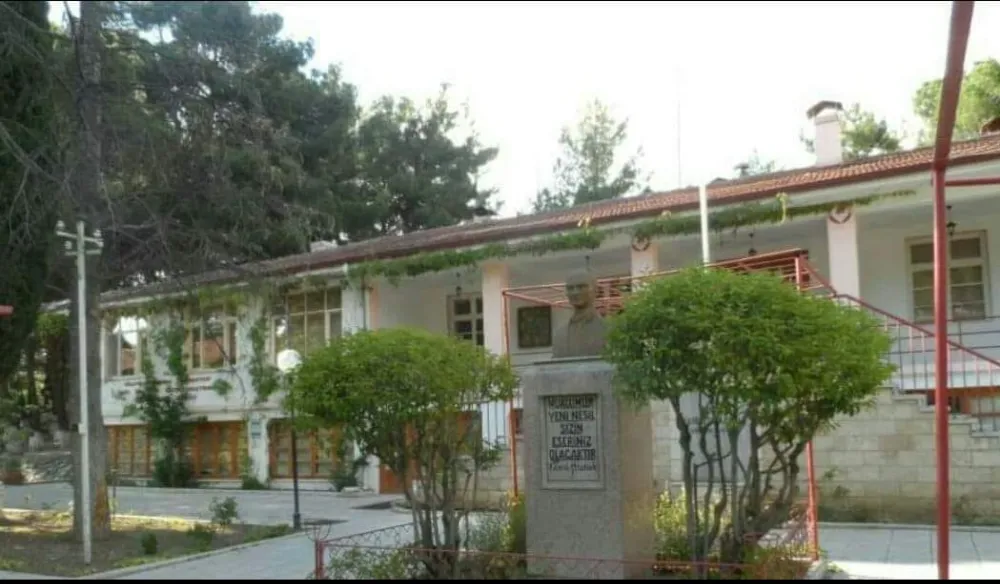 AHDE VEFA BURSU